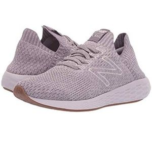 New Balance Women’s Fresh Foam Cruz Tennishoes